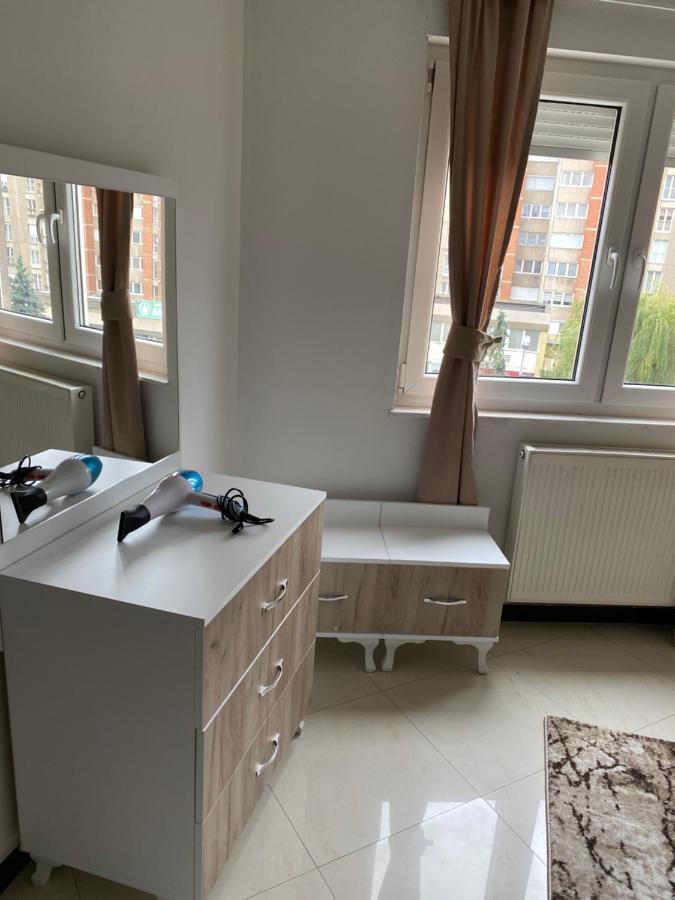 Capital Apartment Prishtina 프리슈티나 외부 사진