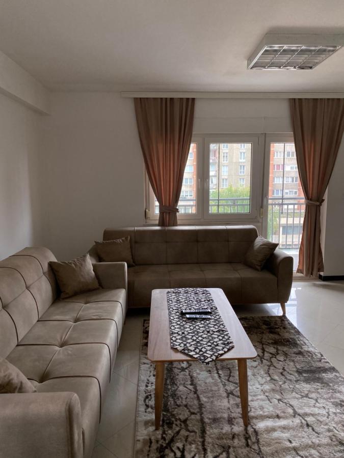 Capital Apartment Prishtina 프리슈티나 외부 사진