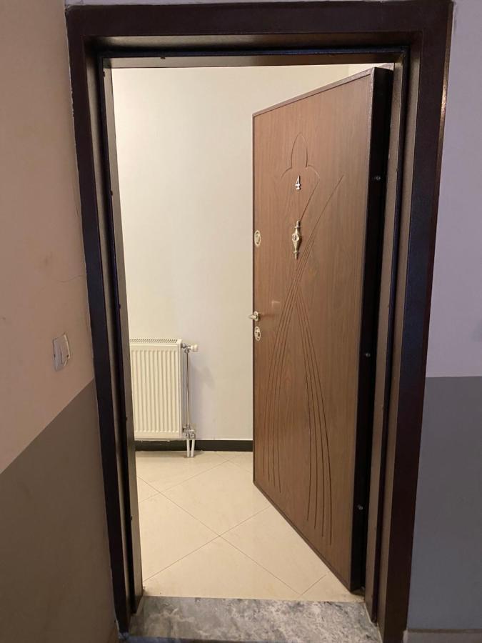 Capital Apartment Prishtina 프리슈티나 외부 사진